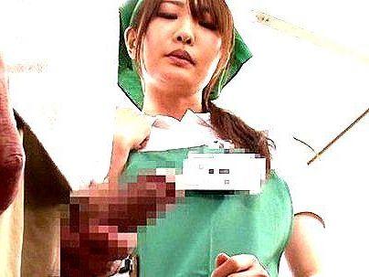 ＜オナニー鑑賞！＞「すごい、ギンギン…♡」旦那とセックスレスの美人奥さん！センズリ鑑賞で興奮しちゃうの…
