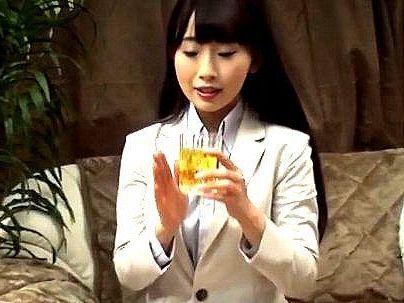 ＜人妻ナンパ！＞「下着・・・たまんね～ぞ！」上品な感じの巨乳奥さん！エロマッサでザーメンナカ出しになっとるぞ！