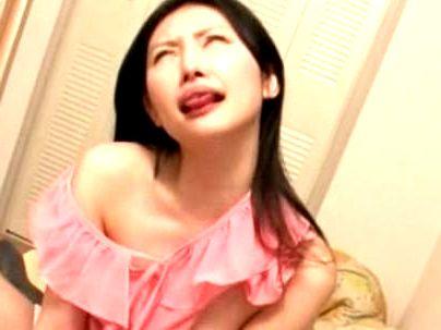 ≪やべ～事に！！≫【彼女の玉の媚薬が・・・】まさかの姉さんが使ったら・・・ご覧の通りぶっ飛び近親ファックに！！！