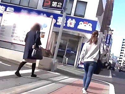 ＜マジックミラー号！＞「看護服着ながら出し入れとかｗ！」ボインパイ乙看護師ナース！ミラー号でエロ交尾やっとる！！
