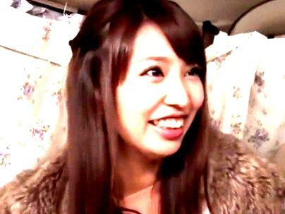 ＜人妻ナンパ企画！＞【余裕やん・・・この女！】素人のエロそうな奥さんゲット！車の中で簡単ファックに持ち込まれ！！！