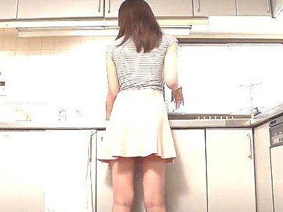 ＜若妻NTR！＞「ヤメテクダサイ…」真面目そうなボインパイ乙息子の嫁！義父に無理やりファックでネトラレ行為！！