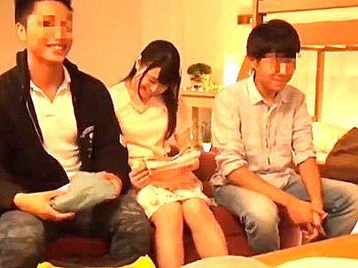 ＜素人女子大生！＞「彼いるのに…」美乳パイ乙可愛い彼持ち女子！彼氏放置で浮気交尾すっぞ(アダルト動画)