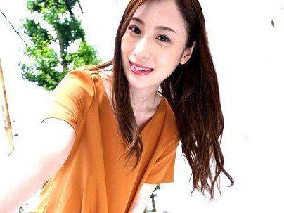 ＜人妻熟女！＞「この顔で・・・人妻？」上品な感じの美乳奥さん！童貞チンポフル勃起確定でしょ！！