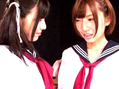 ＜百合行為！＞「ｈしようよ…♡」クソ可愛い美少女制服女子達！レズビアン行為で絡み合いシチャウゾ！！！