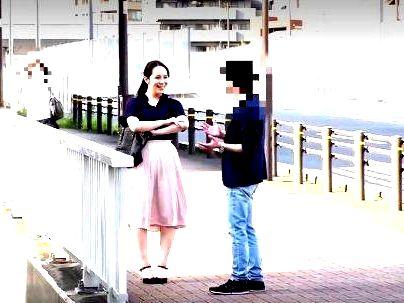 ＜美人人妻！＞「この上品さで・・・乳輪がデケーぞ！」巨乳おっぱい素人奥さん！久しぶりのファックで興奮してっゾ！！