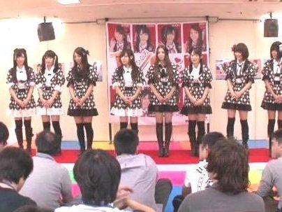 ＜アイドル乱交！＞ファンにはたまんね～ぞ！クソ可愛いアイドル女子達！ファンと乱交サービスシテクレチャウ！！！