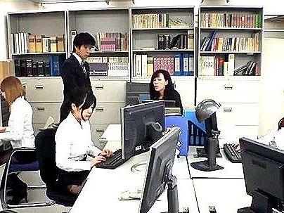 ＜黒パンスト美女！＞匂いフェチにはたまんね～ぞ！お姉さん女子社員OLに興奮！オフィスファック楽しんじゃうぞ！！