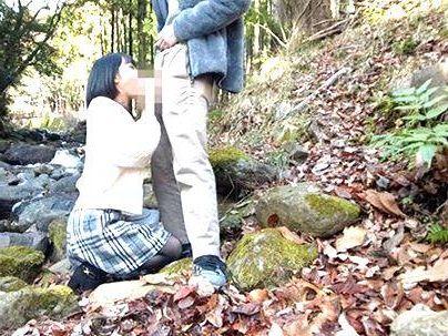 ＜小悪魔！＞「お外・・・興奮しちゃう…♡」清楚ビッチの可愛い制服女子！野外露出でエチエチ発展すっぞ！！