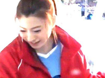 ＜この顔で・・・お漏らし？＞「ここ乗るんですか？」MM号乗車の素人女子！エロ行為でマジイキ絶頂シチャウゾ！！