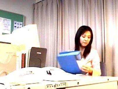 ＜痴●！＞「ダメなの…に、ｲﾔ」真面目そうな清楚OL！痴漢行為で犯されレイプされっぞ！！