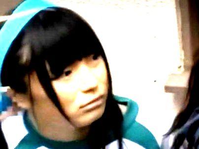 ＜野外！＞「助けて…」真面目そうなツインテール女子！男に無理やり犯されレイプされっぞ！(アダルト動画)