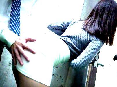 ＜初恋の女子とマサカの？＞「同窓会で奇跡の！」人妻になったデカパイ初恋女子！エロ行為発展シチャウゾ！！！