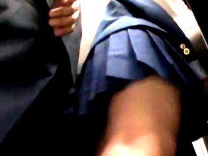 ＜サイレント＞「ドM女子やっちゃうぞ！」バスの中で見つけた制服女子！痴漢行為で犯されレイプされっぞ！！！
