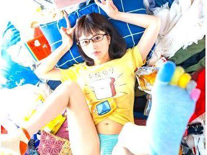 ＜家出，従姉＞「家に泊めて…♡！」 隠れボインのニート従姉！自宅に来たので近親ファックになるぞ！！