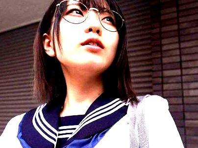 ＜地味女子！＞「え？何？やめて・・・」眼鏡の清楚な制服女子！媚薬使われて犯されレイプされっぞ！！