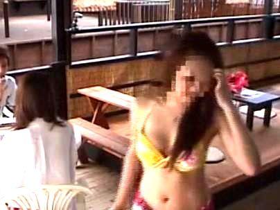 ≪海の家エステ！≫【え？ダメなの…に…】海水浴場でゲットしたギャル！海の家エステで勿論ヤラレル！！！