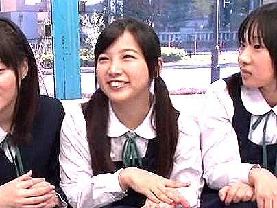 【素人企画！】え？おっきい…ね！チンチン…♡！修学旅行の可愛い女子達！初めてのデカちんぽ興奮してっゾ！！！