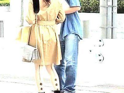 ＜人妻ナンパ！＞「え？私ですか…？」上品な感じの美人奥さんゲッツ！！他人棒で種付け膣内発射中出しになっとる！