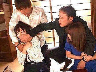 ＜緊縛お嬢様！＞オラオラオラァ！上品な感じのあ嬢様たち！！借金のせいでご覧の通り・・・犯されるぞ！！！