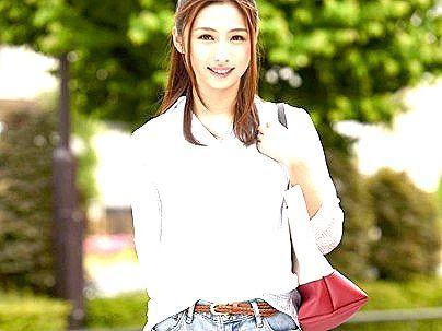 ＜人妻ナンパ！＞「新婚若妻、登場！」幸せいっぱいの清楚な新婚若妻！スペンス乳腺でＭＭ号NTRファック持ち込まれちゃう！！