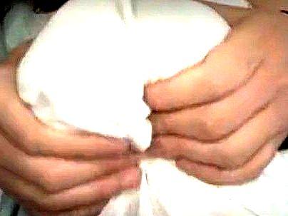 ＜母乳搾り！＞「だめ・・・ヤメテ」母乳出ちゃう若い奥さん！痴漢行為で犯されレイプされっぞ！！