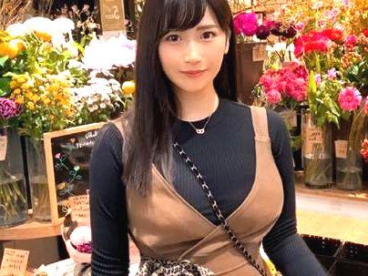 ≪ハメ撮り！≫【脱ぐと・・・デケーーゾ！】イマドキノアプリでゲットした女子！早速うまそうなマンコ、イタダキマス！！