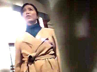 ≪女将≫【ババア・・・興奮！】上品な感じの美魔女オバサン！夜這いでガチファックシチャウ(アダルト動画)