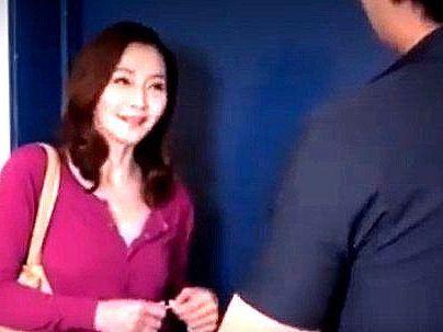 ＜美人な義母＞「秘密よ…」女房よりクソエロい義理のお母さん！バレないように近親ファック興奮シチャウゾ！！！