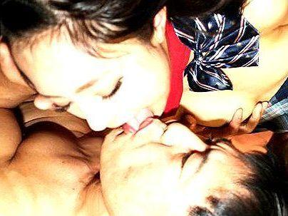 ＜円光！＞「レロレロ・・・！」今どき淫乱援助交際女子！おじさんとお金貰ってやっとるゾ(アダルト動画)