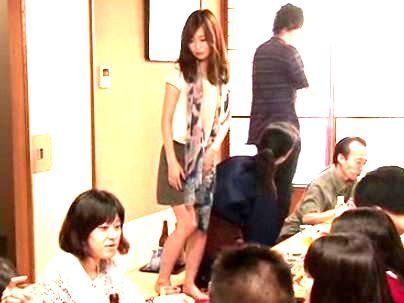 ≪同窓会≫【久しぶりだね…♡】同窓会であった気になってた人妻！同級生にバレないようにエロ行為しちゃう！！！