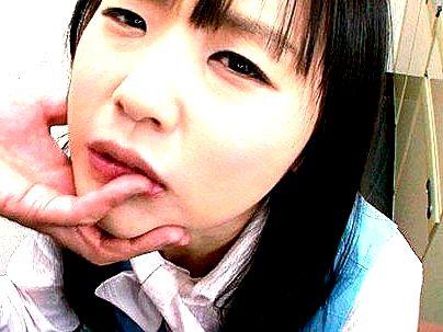 ＜OL辱め！＞「この女・・・ヤラレルぞ、ヒヒヒ・・・」清楚な感じの美乳OL！鬼畜な男に無理矢理やられるぞ(アダルト動画)