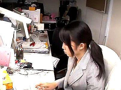 ＜美人OL！＞「まじかよ！？」高飛車なOLさん！マサカの展開勃発で泊まったらチョーエロくて最高でしょ(アダルト動画)