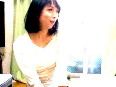 ＜五十路BBA！＞素人宅に・・・お届けします！上品な感じの熟女！ファンにはたまんね～ぞコレ(アダルト動画)