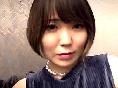 ＜人妻ナンパ！＞「久しぶりの…♡」色気半端ない美魔女ゲット！余裕で浮気交尾発展シチャウゾ(無料エロ動画)