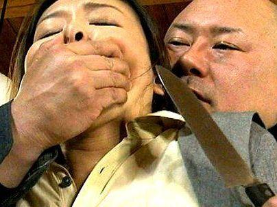 ＜悪魔の性行為！＞「BBA・・・ビビる！！」鬼畜な男に踊らされて・・・犯されたババア・・！！