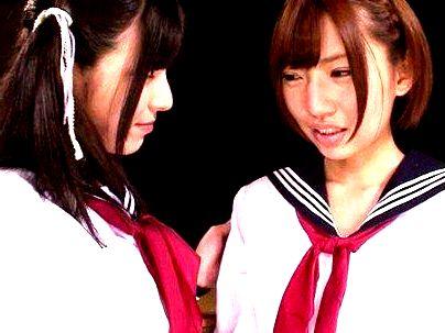 ＜百合ファック！＞制服姿のスレンダー美乳女子達！同性愛者でエチエチもだえ感じるゾ(アダルト動画)