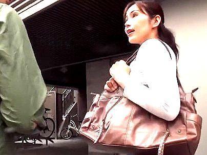 ＜人妻ナンパ！＞「え？これからですか？」清楚な感じの奥さん！口説かれエロ行為浮気ファックシチャウゾ！！