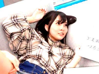 ≪マジックミラー号≫え？いきなり？？！ミニマム小柄オンナノコ！ＭＭ号で質問中に即パコビックリ興奮シチャウ(無料エロ動画)