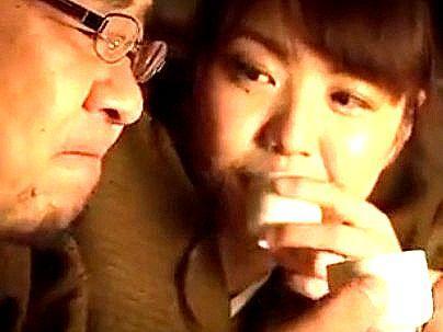 ＜NTR不倫！＞「ｈしたいの…♡」酒で酔った色気半端ない美魔女！ベロキス浮気交尾すっぞ(アダルト動画)