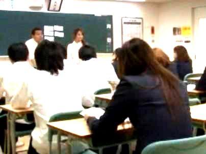 ≪教師≫【ヤメテ…】上品な感じの教育実習生！女教師が生徒にエチエチヤラレタぞ～(無料エロ動画)