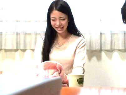 ≪人妻浮気！≫【ｈしませんか？】妻に逃げられたシングルファーザー！隣人奥さんといけない関係に発展すっぞ！
