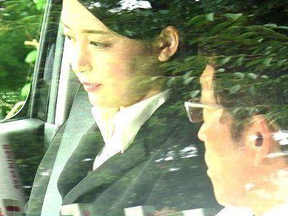 ＜出張先の旅館＞「内緒ですよ…♡！」性欲高めのアラフォーオバサン熟女！旅館で浮気ファックに発展すっぞ！！！