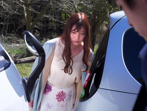 ＜人妻レイプ＞旅行中の接触事故が原因で…妻が男達に犯され中出しされる衝撃映像！好き放題ヤラれ続け…【熟女ドラマエロ動画】