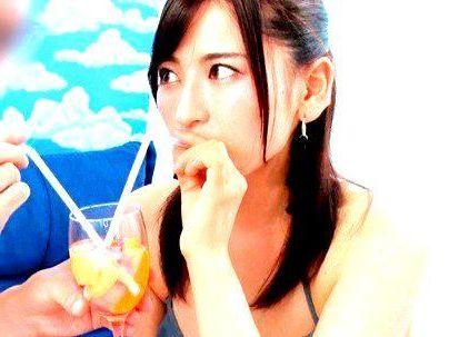 ＜素人ナンパ企画！＞「童貞なの…？」クソ可愛いビキニ姿のＧＡＬ女子！童貞チンポ筆おろしシテクレチャウ！！！