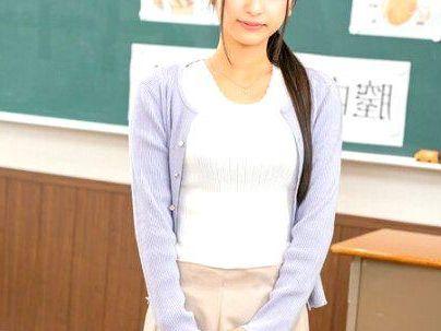 ＜新任女教師！＞マンコ回り・・・黒！！清楚で可愛い新任先生！生徒たちに体使って性教育とか・・・やべ～だろ！！！