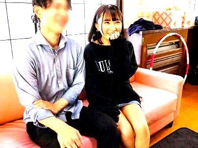 ＜素人！＞「彼いるのに～ダメなの…」可愛い大切な彼女！まさかの彼氏の前で男優と本番交尾見せちゃうぞ(アダルト動画)