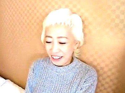 ＜熟女！＞「五十路？白髪ババア・・・登場！」清楚系オバサン熟女！このBBAパイズリしてやがる！！