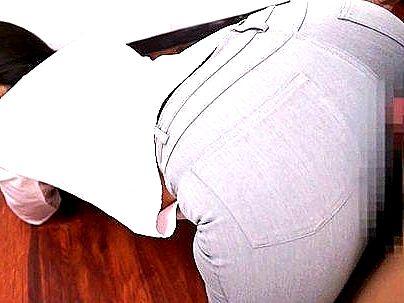 ＜ぶっかけ！＞「ビタパン・・・最高！」巨尻のエッロイ格好のお姉さん！着衣でエロ行為見せチャウゾ(アダルト動画)
