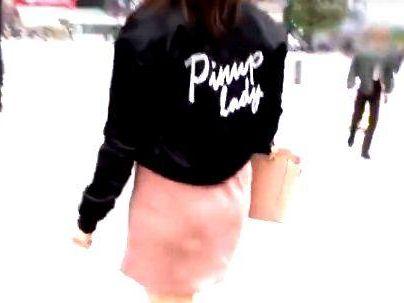 ＜素人ナンパ企画！＞「え？わたしですか・・・？」街でゲットした巨乳お姉さん！自宅でチェリー君筆おろししちゃう！！！
